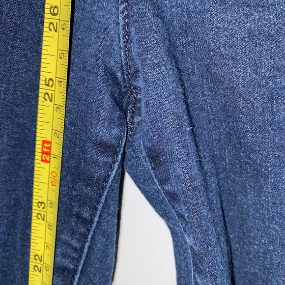 Women's Jones New York Madison Slim Jeans Size 12 Dark Blue - Picture 6 of 7